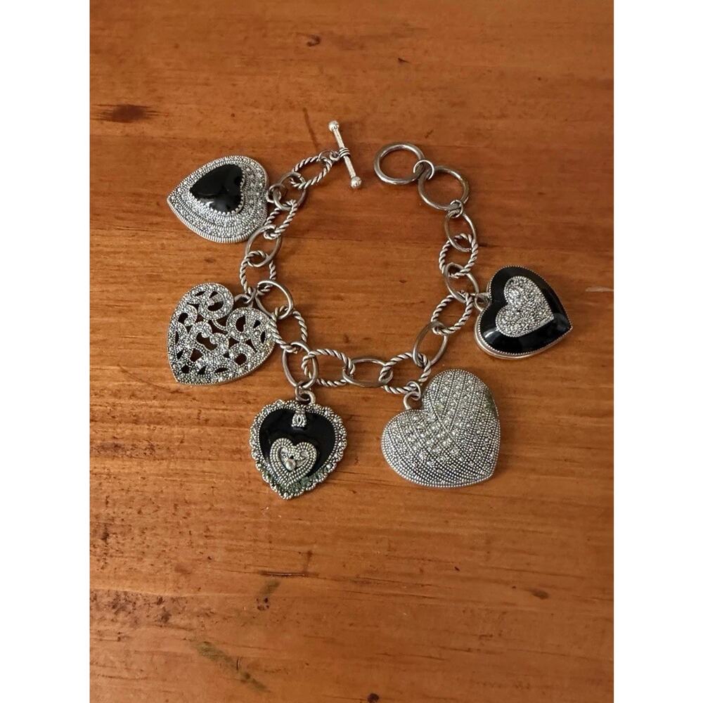 Silver Tone Heart Charm Bracelet Dangle Romantic Jewelry Gift Idea - Picture 2 of 9